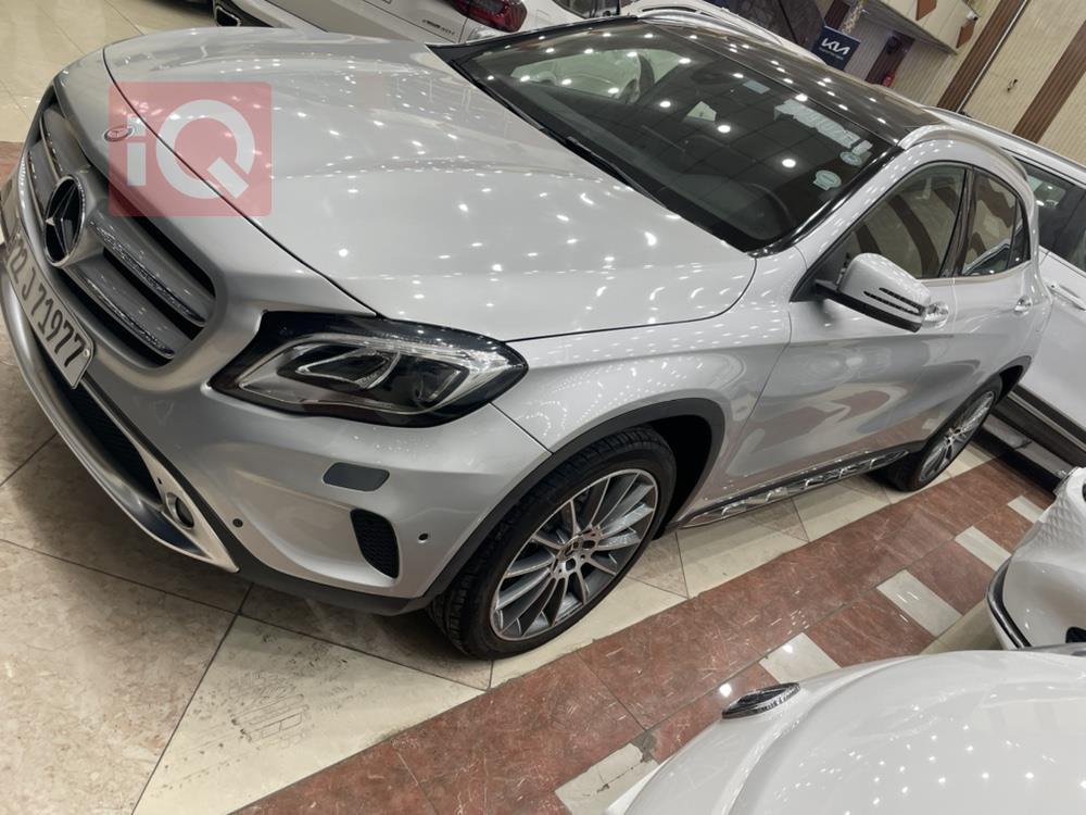 مرسيدس بنز GLA